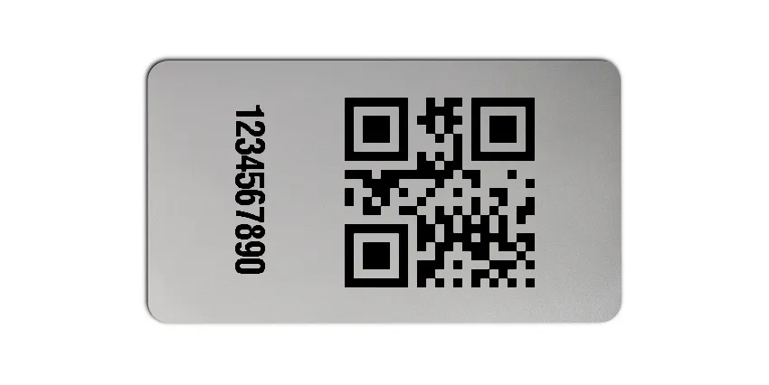 Universaletiketten Material:Polyester-Folie Silberoptik matt Größe:45x25mm Kopfzeile:"ohne" Barcode:QR Stellenanzahl:10-stellig Ausführung:1 Etikette pro Nummer Menge:100