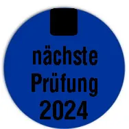 Prüfplakettenträger Material:Folie blau Größe:Ø 15mm Nächste Prüfung:2024 Schriftart:Classic Stellenanzahl:ohne Nächste Prüfung:2024 Ausführung:1 Etikett pro Nummer Etiketten je Rolle:300
